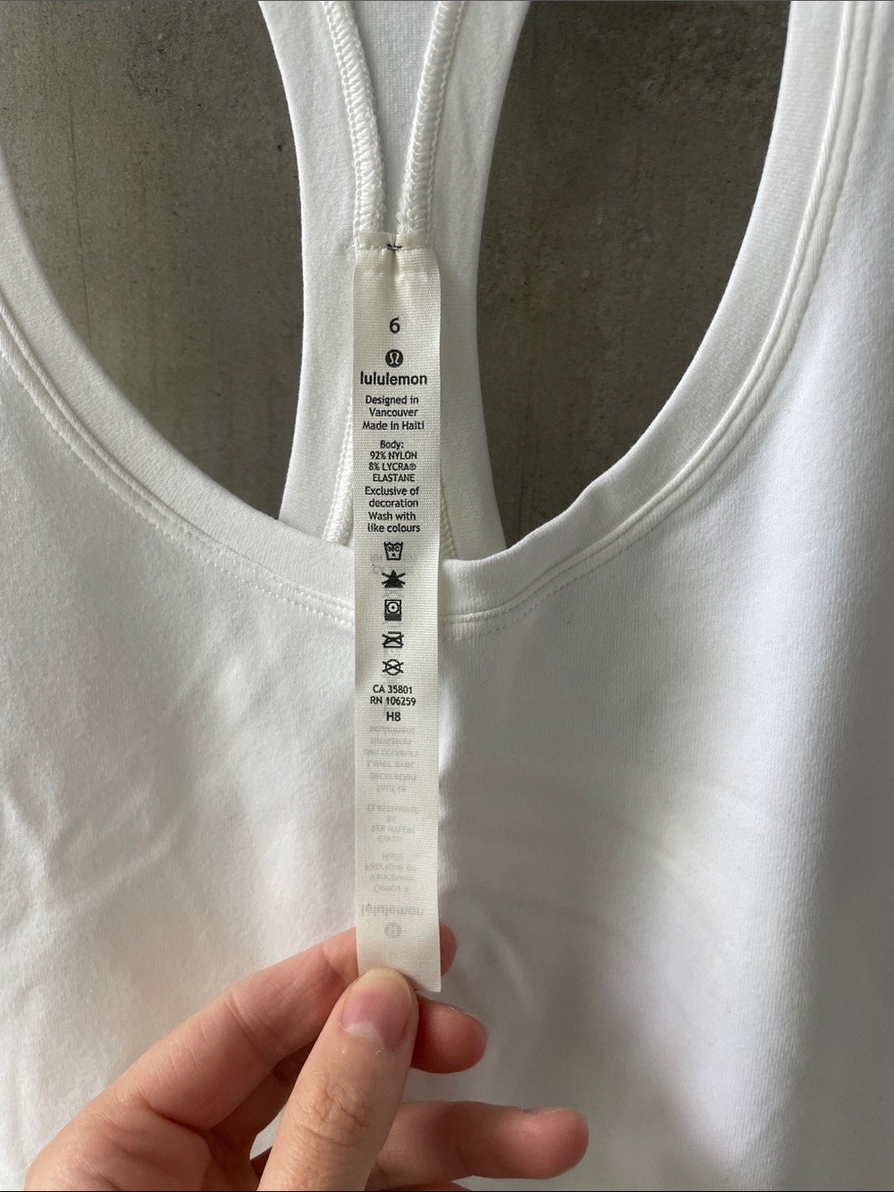 BRAND NEW LULULEMON w WHITE RACERBACK TANK! Size: 6! W/ tags! - Picture 4 of 8